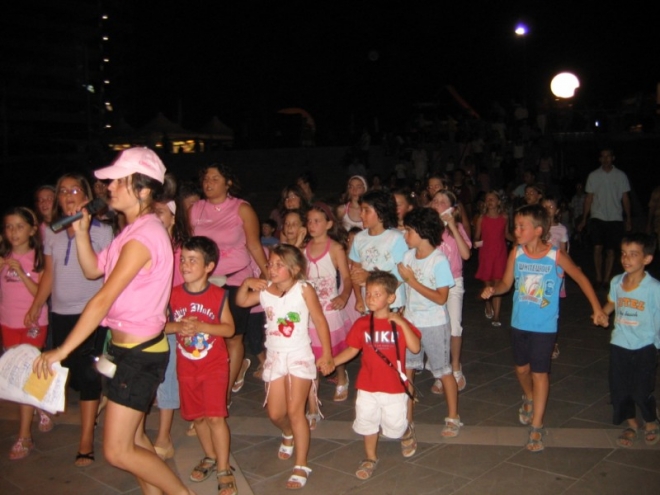 Caccia al Pinguino Rosa Acquario Cattolica