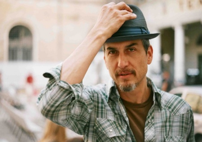 Howe Gelb