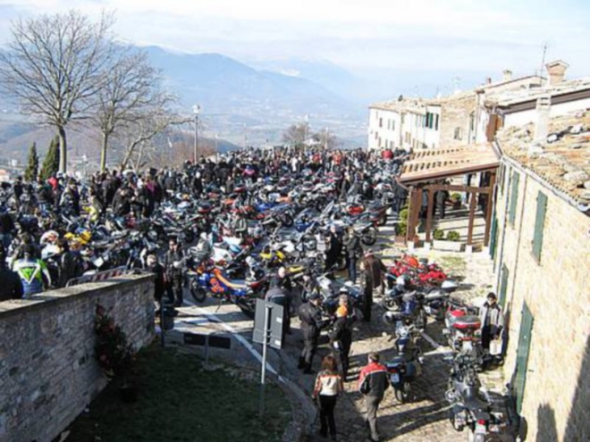 Motoincontro del Monte Catria 