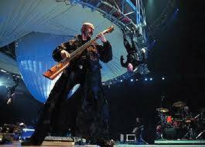 Tony Levin