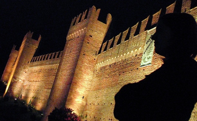 Fantasmi Al Chiar Di Luna Teatro Degli Atti