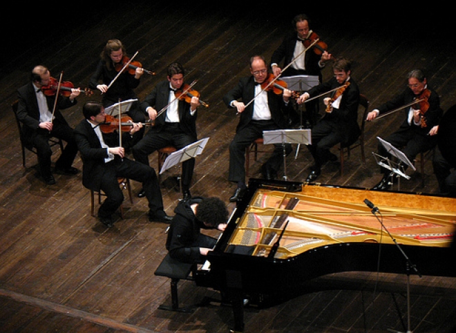 Giovanni Allevi Concerto Bologna