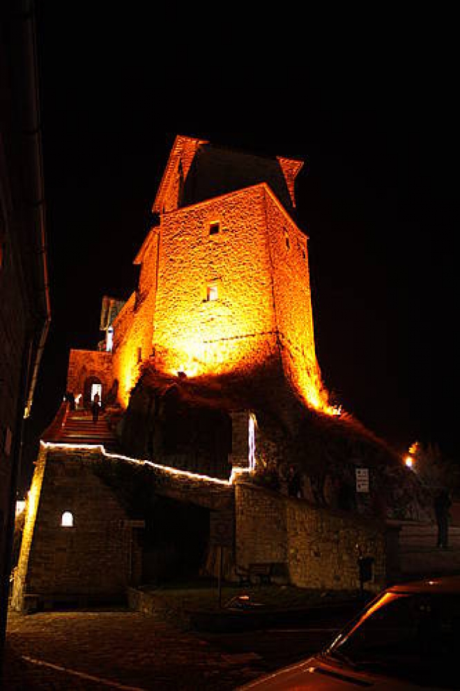 Mercatino Frontone Nel Castello Babbo Natale