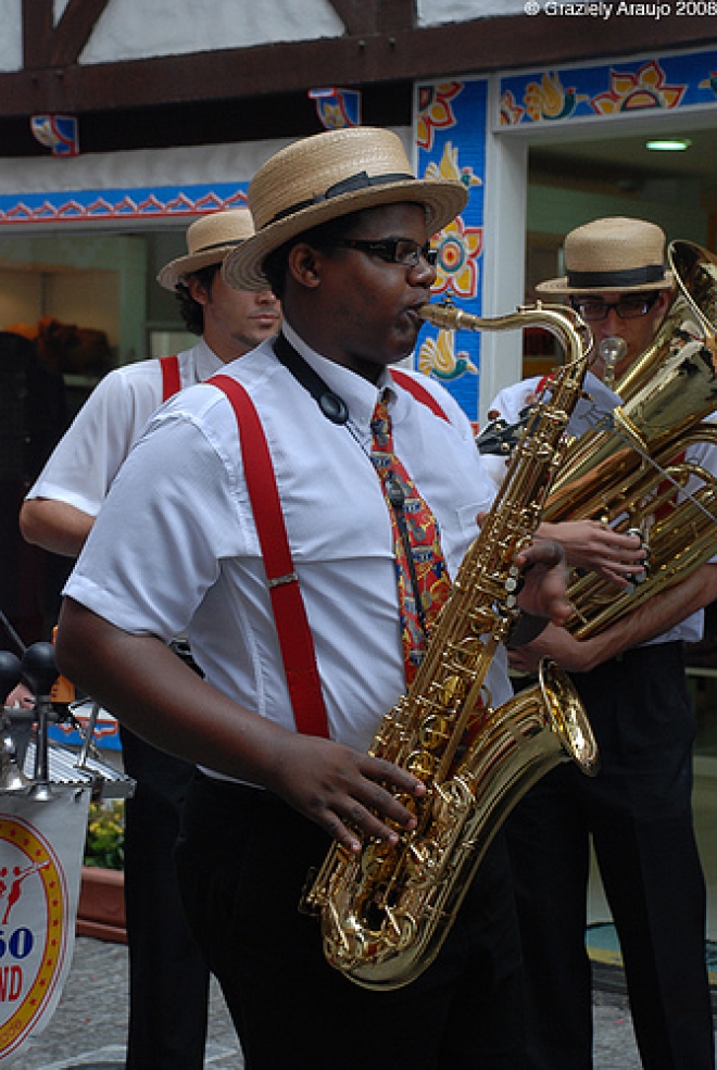 Musica jazz con la banda di Rocca