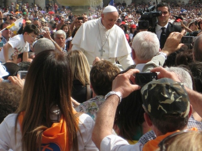 Papa Francesco Benedice Mamma Riminese Malata Di SLA