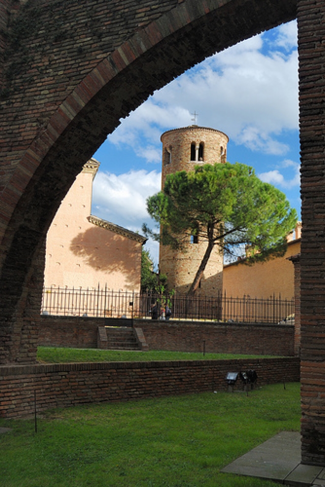 Guida a Ravenna in ventotto delitti