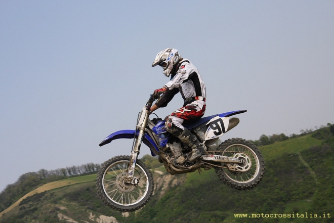 Yuri Ceci in sella alla sua Yamaha Mx1 